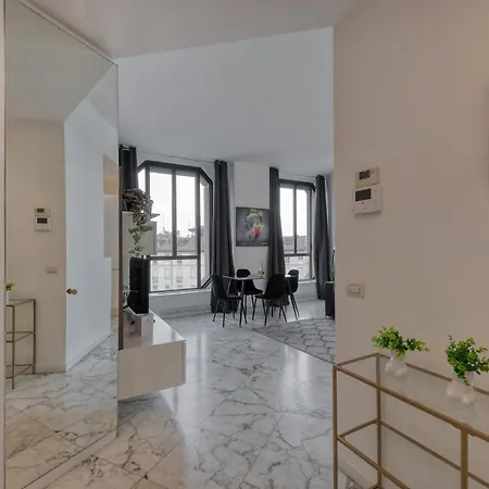 Royal - Duomo Santo Stefano Διαμέρισμα *